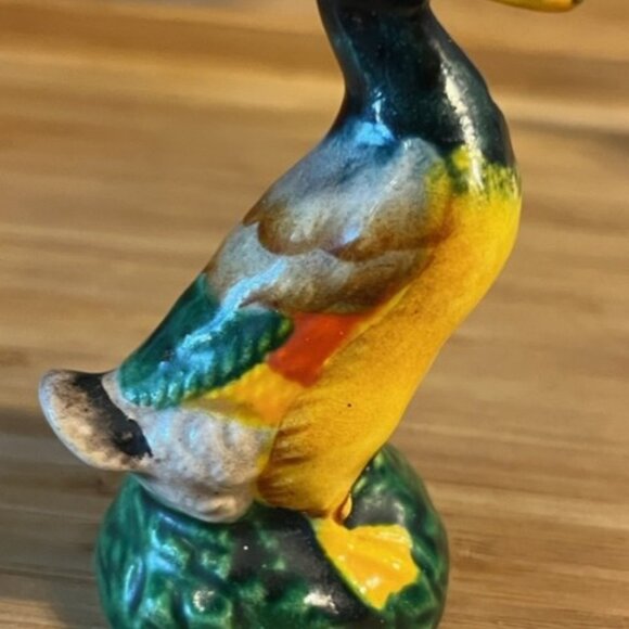 Lot of 3 single salt pepper shakers Made in Japan duck parrot bunny *READ* - Picture 4 of 10